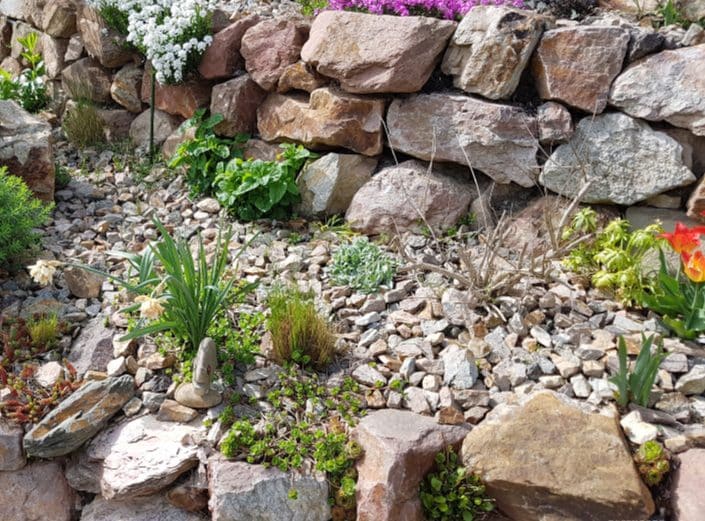 Grauwacke breuksteen tuinmuur